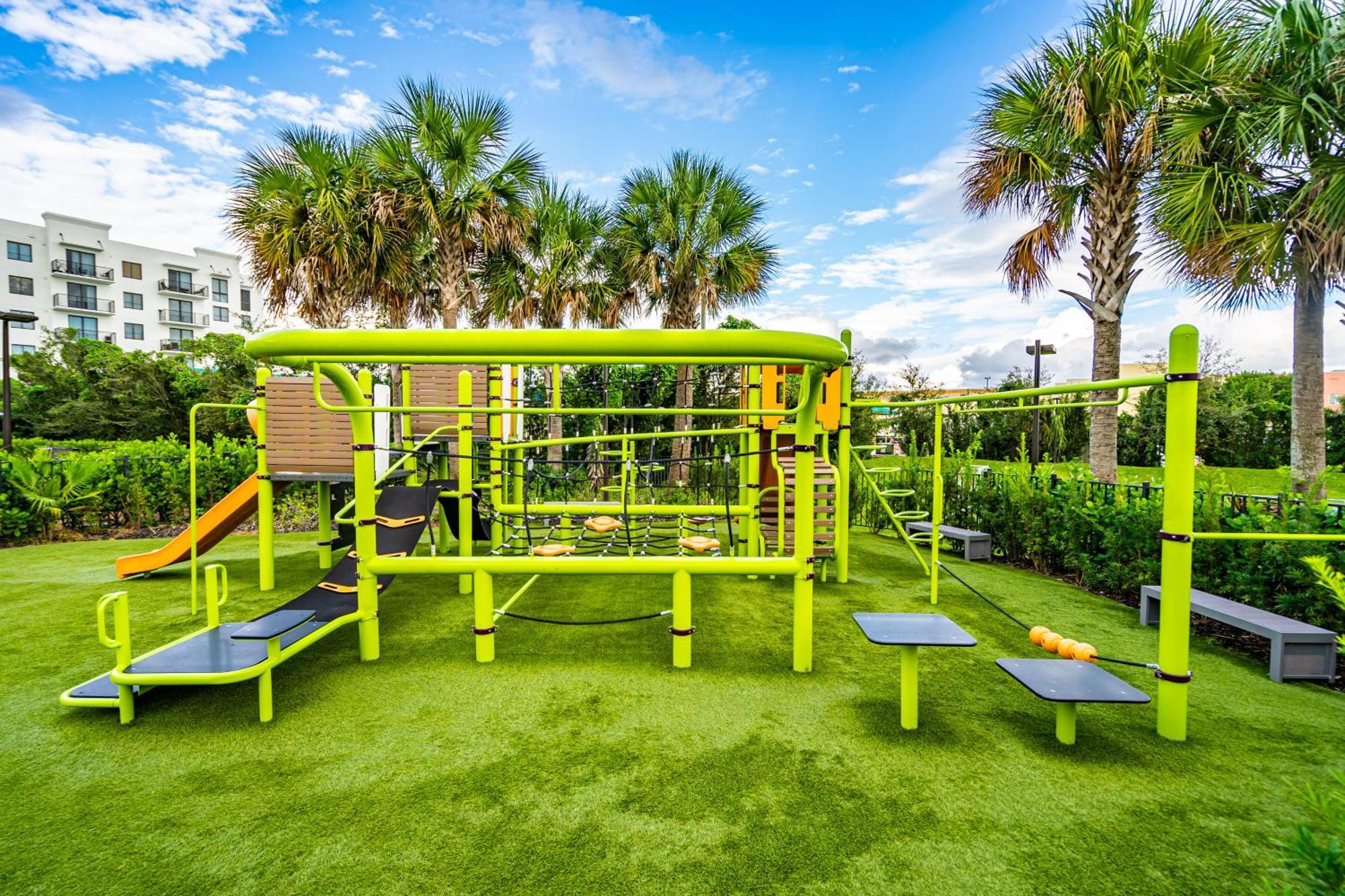 Amazing 2 Bedroom Unit In Doral Miami With Free Parking Hialeah Gardens Kültér fotó