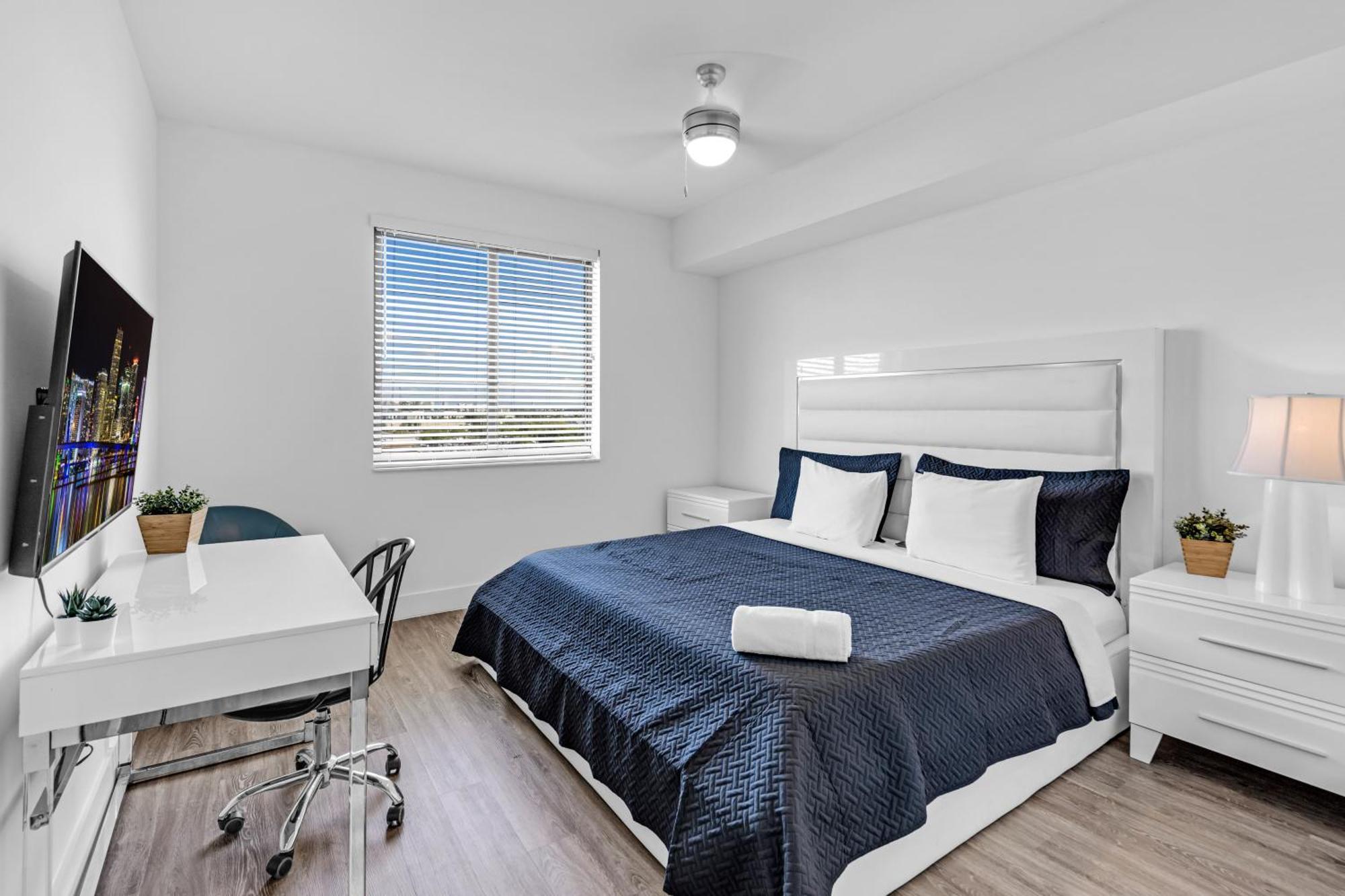 Amazing 2 Bedroom Unit In Doral Miami With Free Parking Hialeah Gardens Kültér fotó